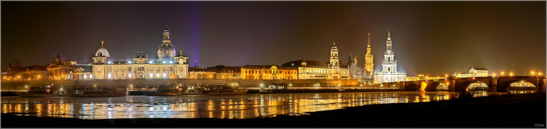 Dresden_by_night.jpg